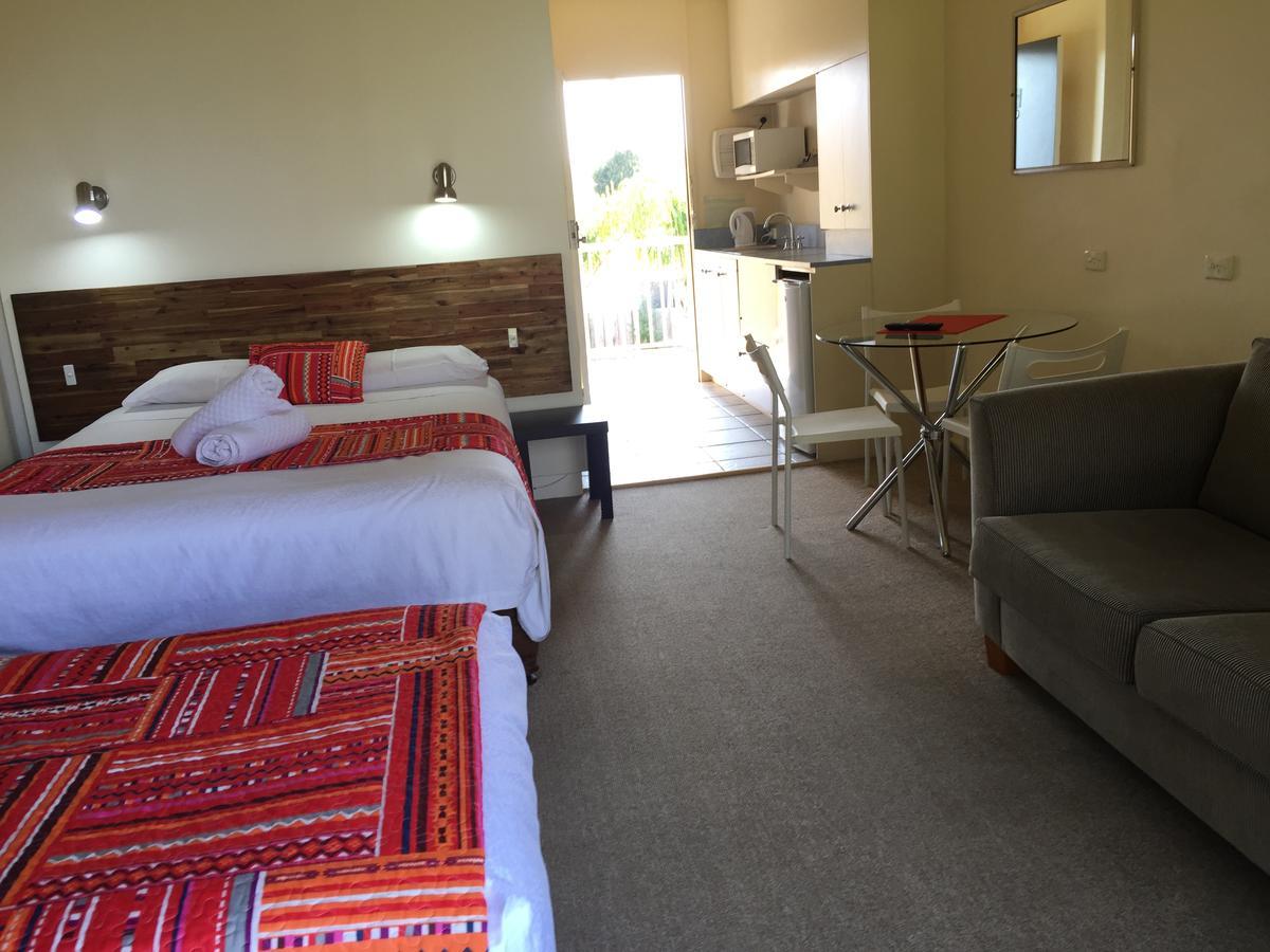 Abel Tasman Waterfront Motel Lakes Entrance Exterior foto