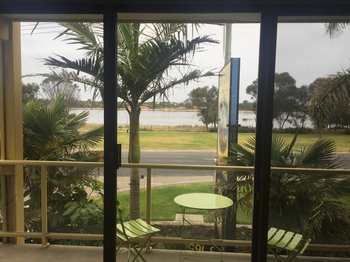 Abel Tasman Waterfront Motel Lakes Entrance Exterior foto